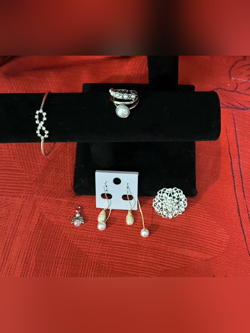 BUNDLE Color Silver Pearl Drop Earrings and Ring Set Rhinstones Broche, Bracelet